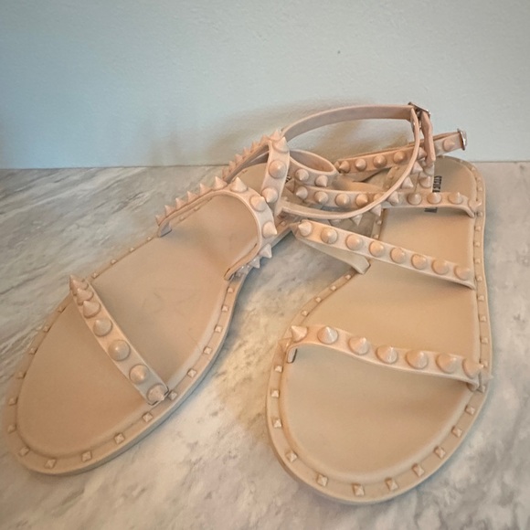 Steve Madden Women’s Nude Studded Ankle Strap Sandals — Size 9 - Picture 1 of 2